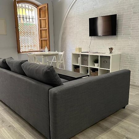 Braxo Triana Apartment เซบีญา ภายนอก รูปภาพ