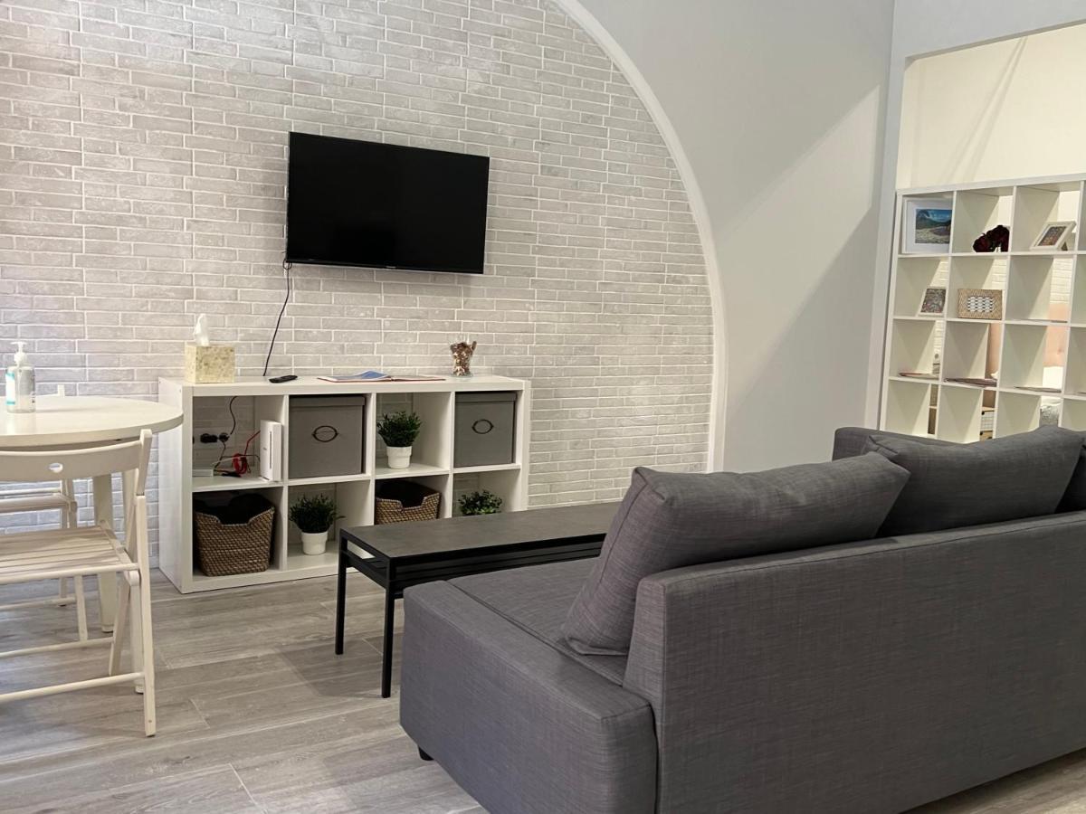 Braxo Triana Apartment เซบีญา ภายนอก รูปภาพ
